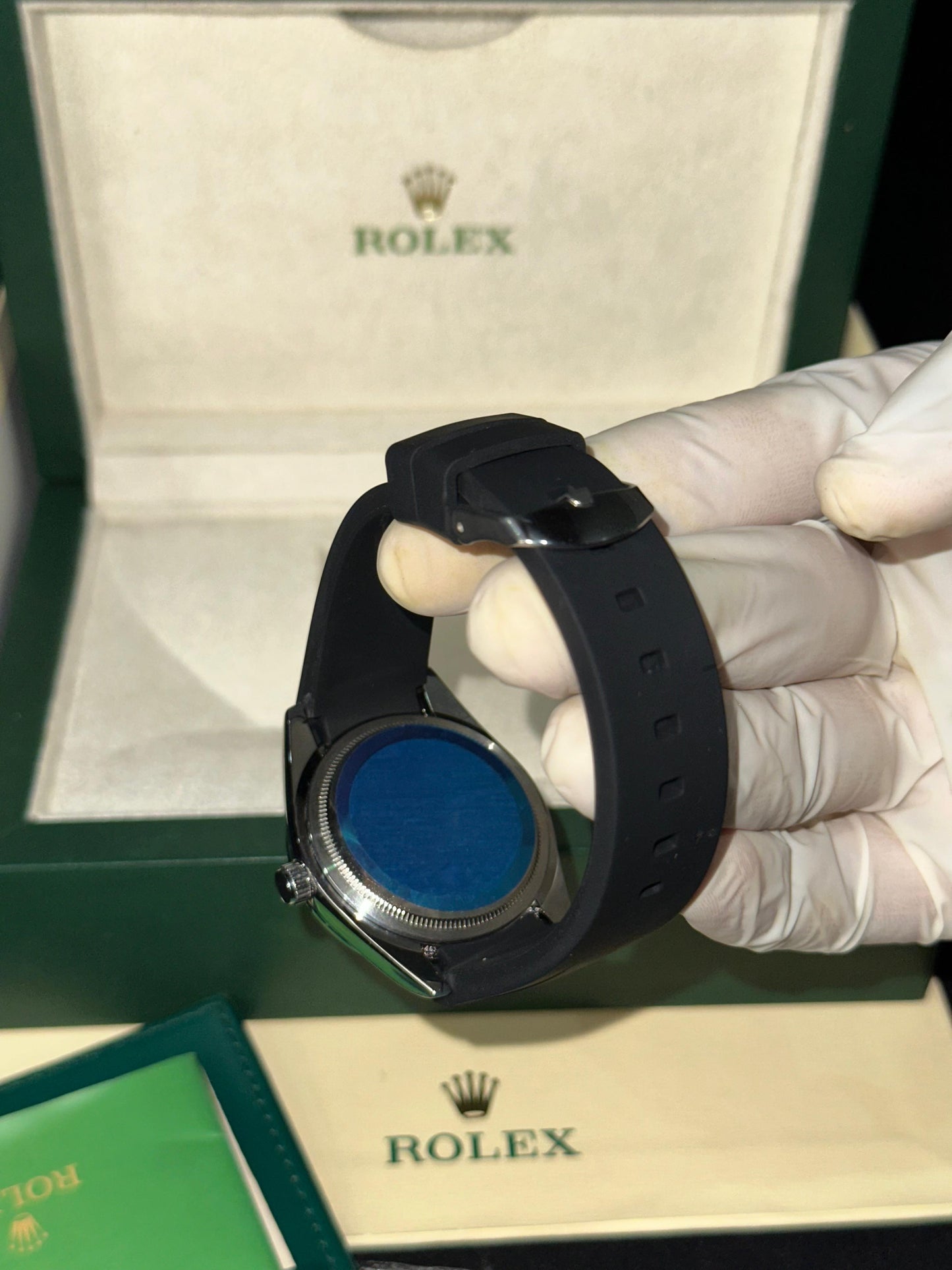 ROLEX - Oyster Perpetual Sunburst Silver
