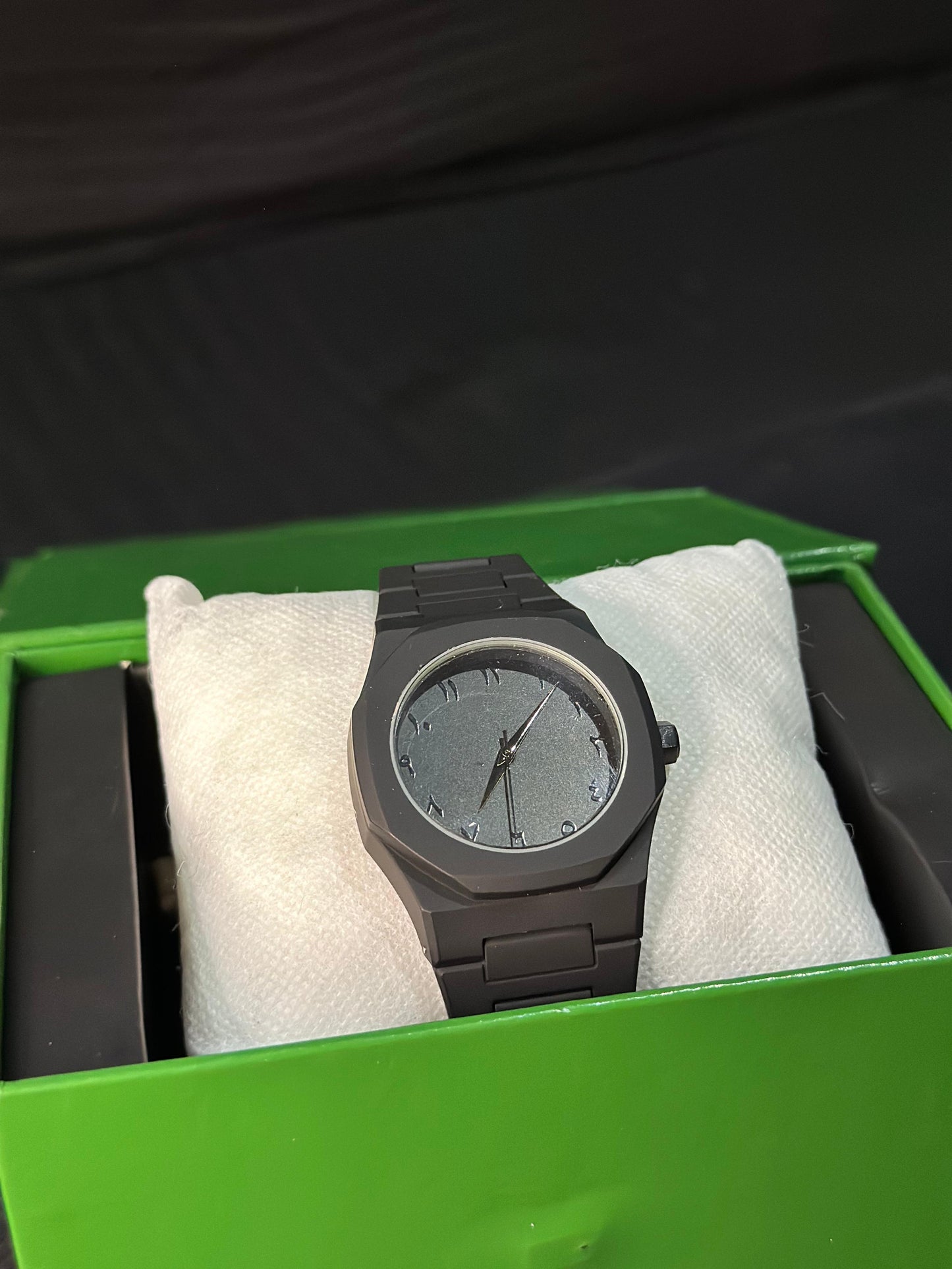 Arabic Aura Watch