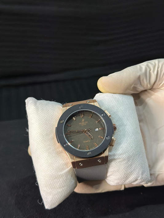 Hublot - Classic Fusion Rose Gold Edition