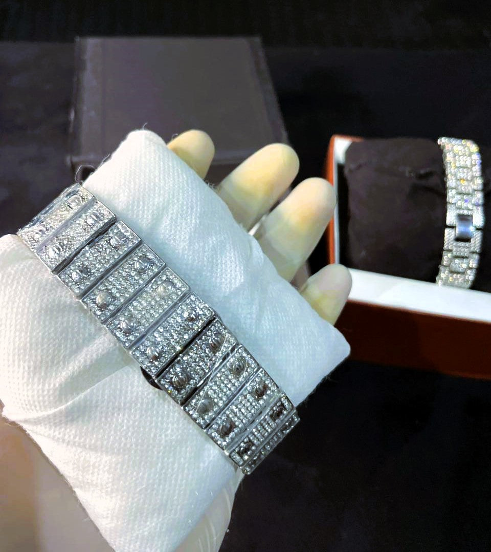 CARTIER – Diamond Legacy Combo - Luxury Redefined